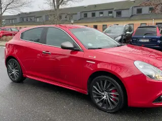Alfa Romeo Giulietta 2,0 JTDM QV Line