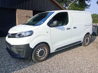 Toyota ProAce 1,6 D 95 Compact Base