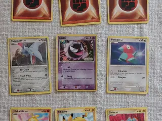 Pokemon kort sælges