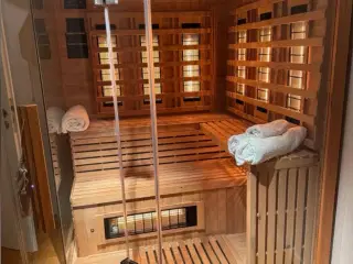 Stor flot infrarød sauna