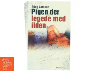 Pigen Der Legede Med Ilden (Millennium, 2. Bind) af Stieg Larsson (Bog)