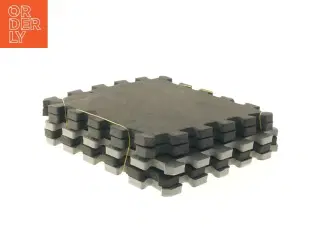 5 stykker skummåtter (str. 5 stk 32x32 cm)