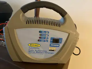 Batteri oplader 