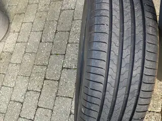 Sommerdæk 215/60R17 96H 
