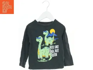 Dino-langærmet T-shirt til børn fra The Childrens Place (str. 92)