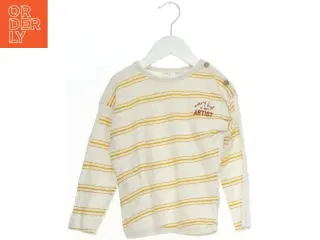 Langærmet stribet bluse med trykknapper fra Zara (str. 110)
