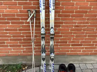 Billigere end at leje. Komplet skisæt 750 kr