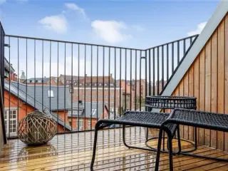 98 m2 lejlighed på Munke Mose Allé, Odense C, Fyn