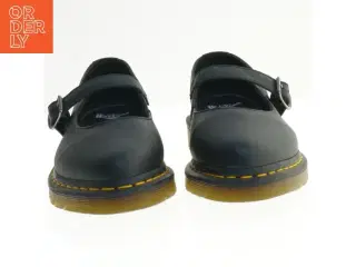 Dr. Martens sko fra Dr. Martens (str. 39 )
