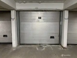 Garage i parkeringskælder i København K