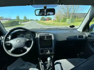 Toyota Avensis 2,0 Sol