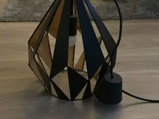 Lampe med 2 pærer