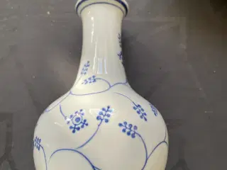 Fattigmands musselmalet vase