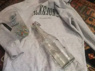 Jack & Jones Hoodie med tilbehør 5 kr ialt🌸