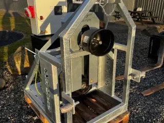 [Other] KVA TG-85