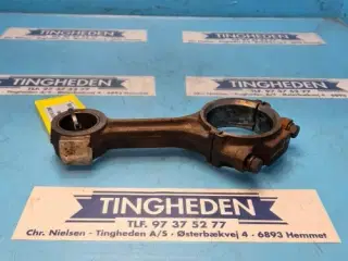 John Deere 6359T Plejlstang R80032