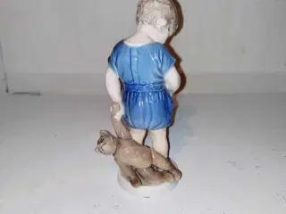 super flot dreng med bamse figur