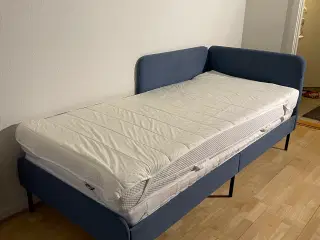 Flyttesalg - Blåkullen IKEA seng