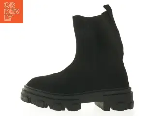 Sort støvle størrelse 37 fra Marquiz (str. 37 cm)
