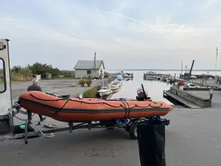 zodiac 15 fod gummibåd m/40 hk
