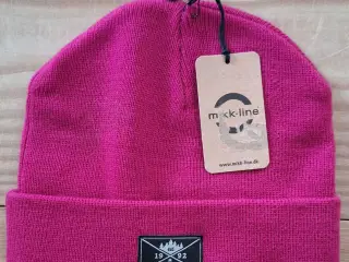 Ny Mikk-line strikhue str. 3-4 år