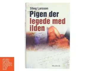 Pigen Der Legede Med Ilden af Larsson, Stieg (Bog)