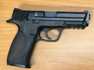Co2 Blow Back pistol