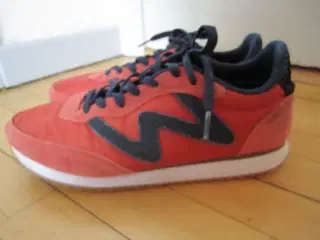 Fede Woden SNEAKERS Sko. Str. 40.