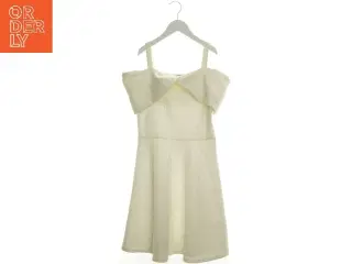 Kjole fra River island (str. 146 cm)