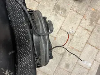 Traktor/redskabsbære Sæde