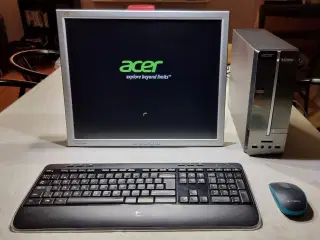 Acer Aspire XC-100 PC med skærm, keyboard og mus 
