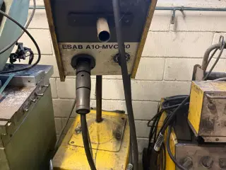 Esab svejser 200 amp