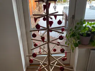 DEKORATIONSTRÆ AF TRÆ