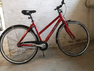 en meget ren, fin og let cykel