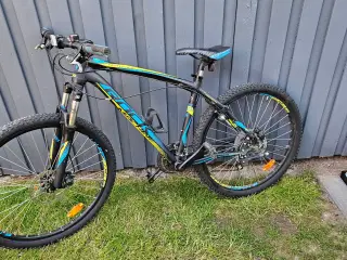 Super fed mountainbike 