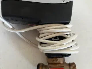 Danfoss AMV inklusiv ventil sælges