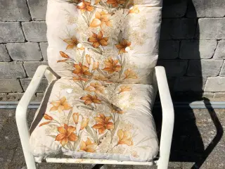 4 havestole incl. hynder