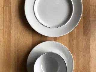 BLÅ KANT fra ROYAL COPENHAGEN