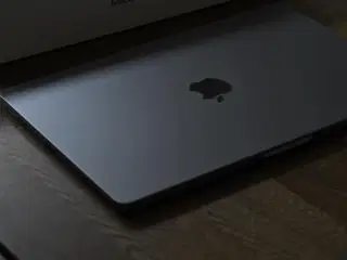 Macbook Air 15" M3 NY