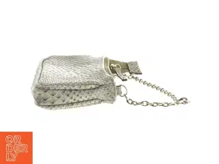 Lille skuldertaske med præget mønster fra Guess (str. 18 x 8 cm)