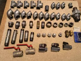Galvaniserede fittings og haner
