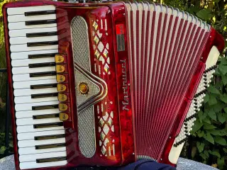 Marinucci – Italiensk bold rød harmonika sælges fr