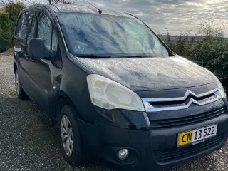 Van med anhængertræk 