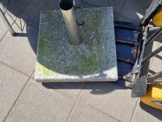 Parasol fod i granit