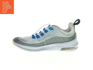 Sneakers fra Nike (str. 35,5)