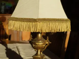 Messing bordlampe. 