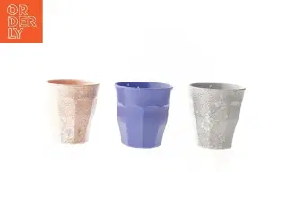 Sæt af tre plastik kopper fra Rice (str. Ø. 7,5 cm. længde. 8 cm. og. ø. 7 cm. højde. 8 cm)