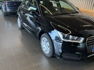 Audi A1 1,0 TFSi 95 Sport Sportback S-tr.