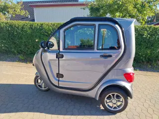 Kabinescooter Bach 26 delux S100 metal grå flot.