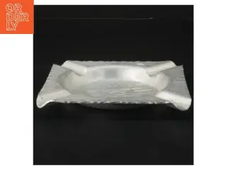 Askebæger i aluminium (str. 13,5 x 13,5 cm)